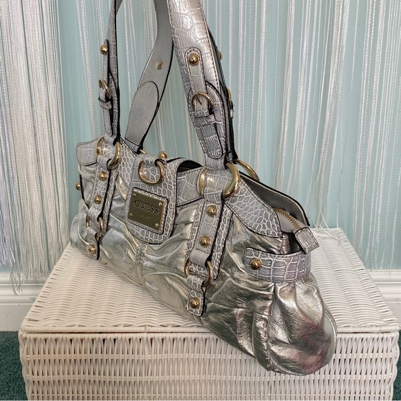 Guess Metallic Silver Shoulder Bag and Pouch Set - Picture 4 of 17